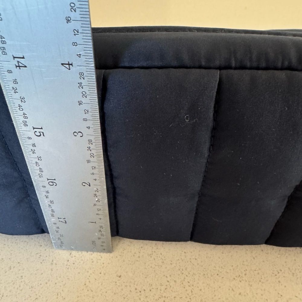 Ulta Beauty Navy Cosmetic Bag - Picture 6 of 6